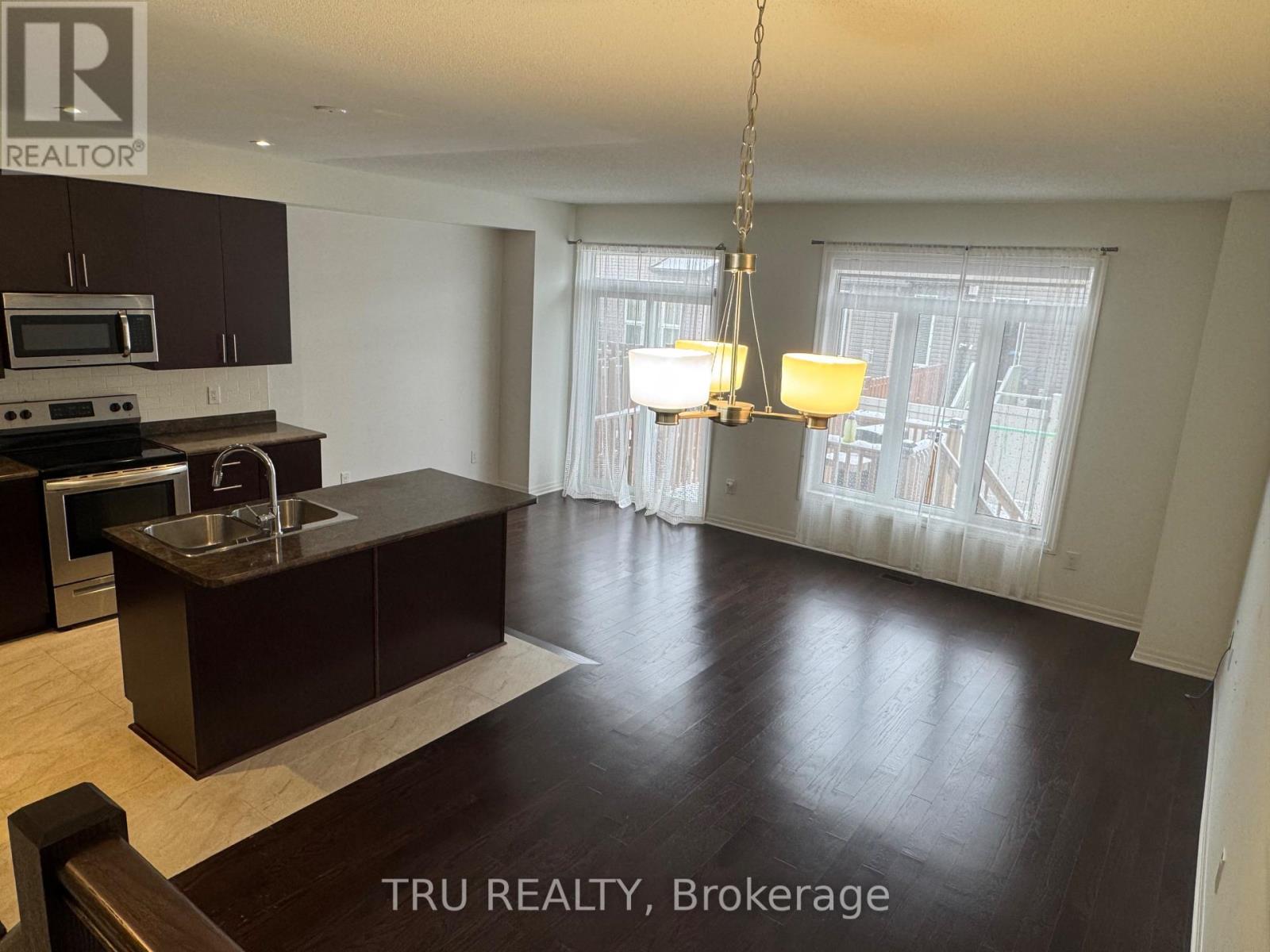 534 Rioja Street, Ottawa, Ontario  K2S 0H8 - Photo 11 - X12556456