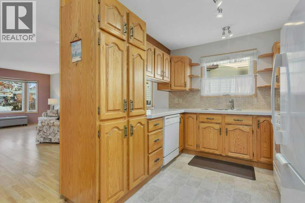 4615 52 Street, Rimbey, Alberta  T0C 2J0 - Photo 15 - A2272886