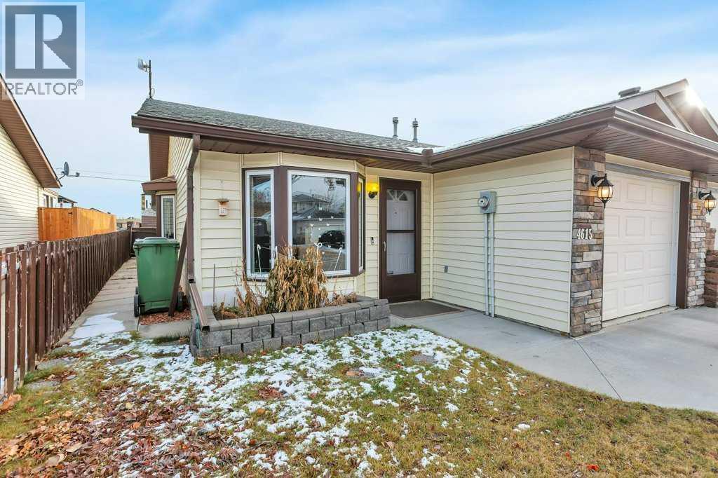 4615 52 Street, Rimbey, Alberta  T0C 2J0 - Photo 4 - A2272886