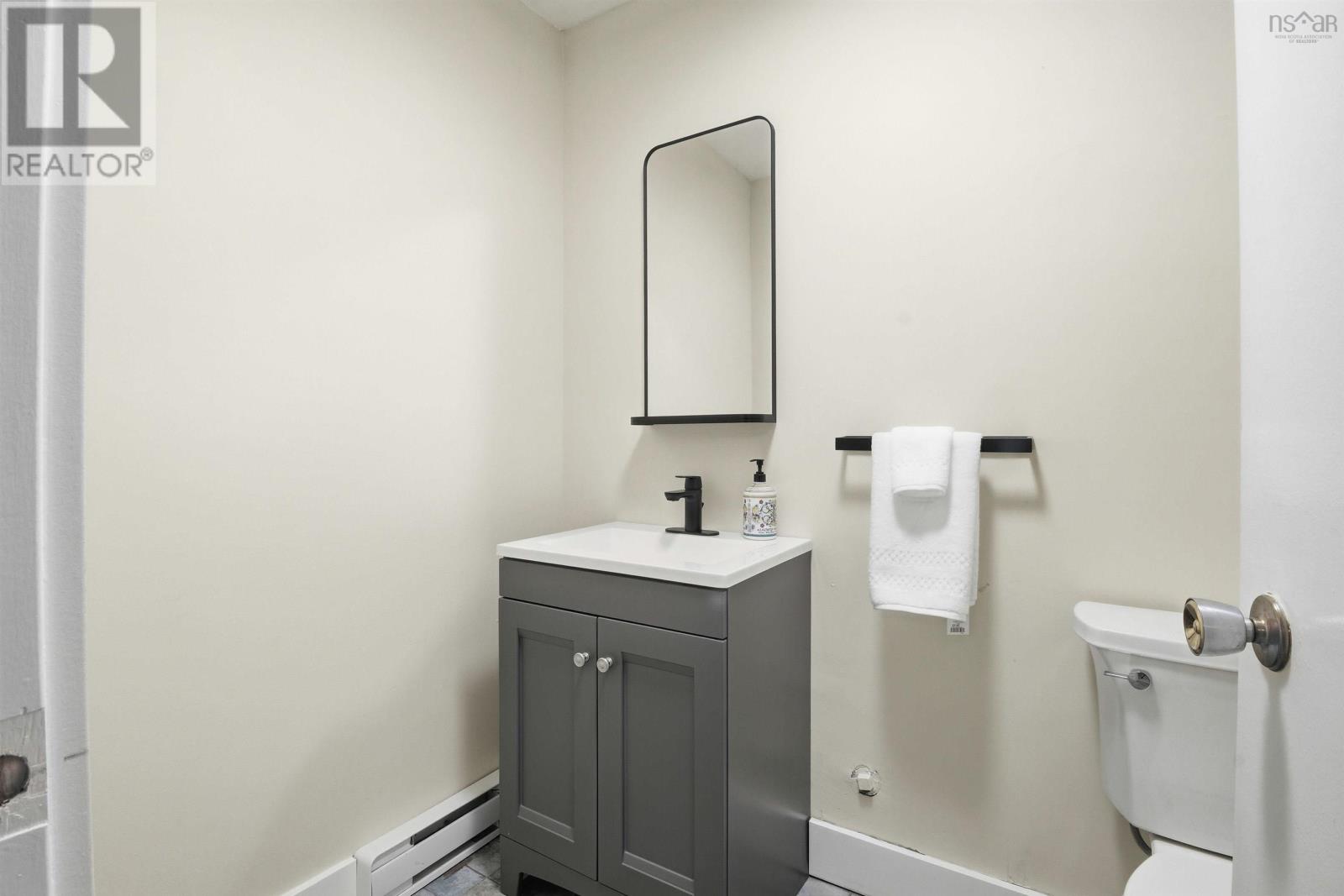 26 Downs Avenue, Halifax, Nova Scotia  B3N 2Z2 - Photo 36 - 202529046