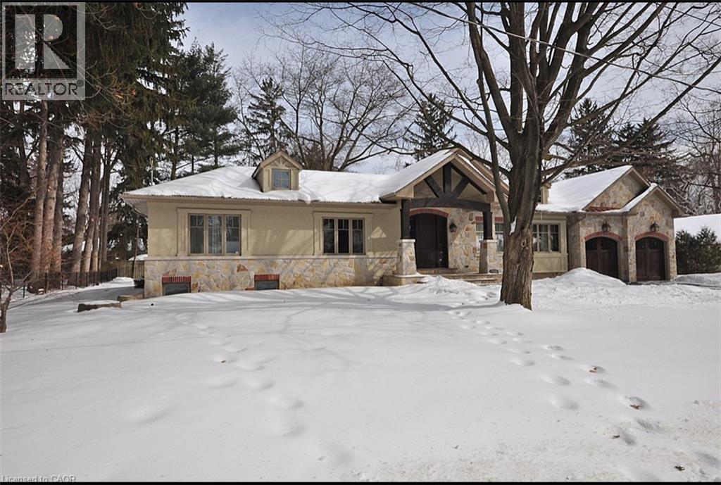 225 Forestwood Drive, Oakville, Ontario L6J 4E5 - Photo 2 - 40792274