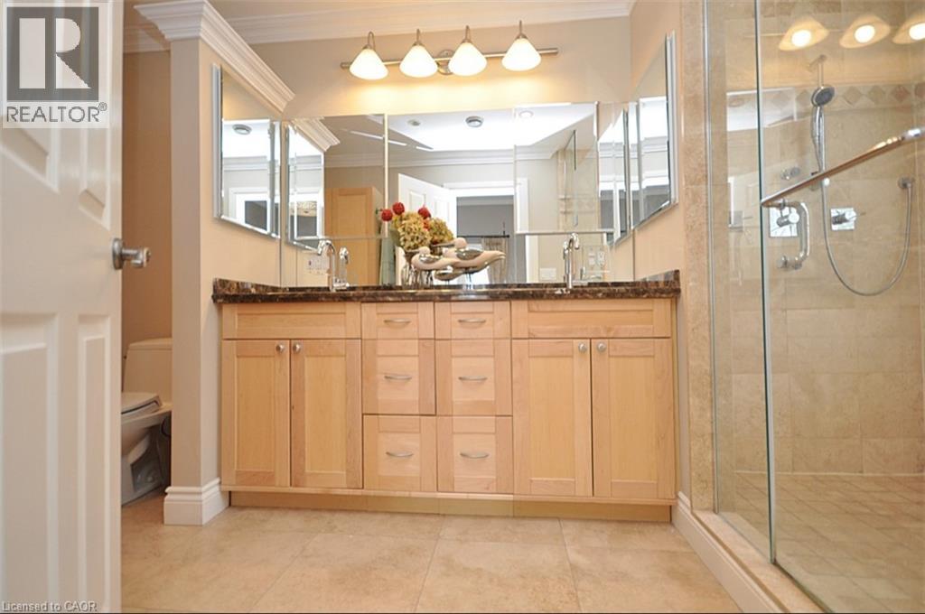 225 Forestwood Drive, Oakville, Ontario L6J 4E5 - Photo 33 - 40792274