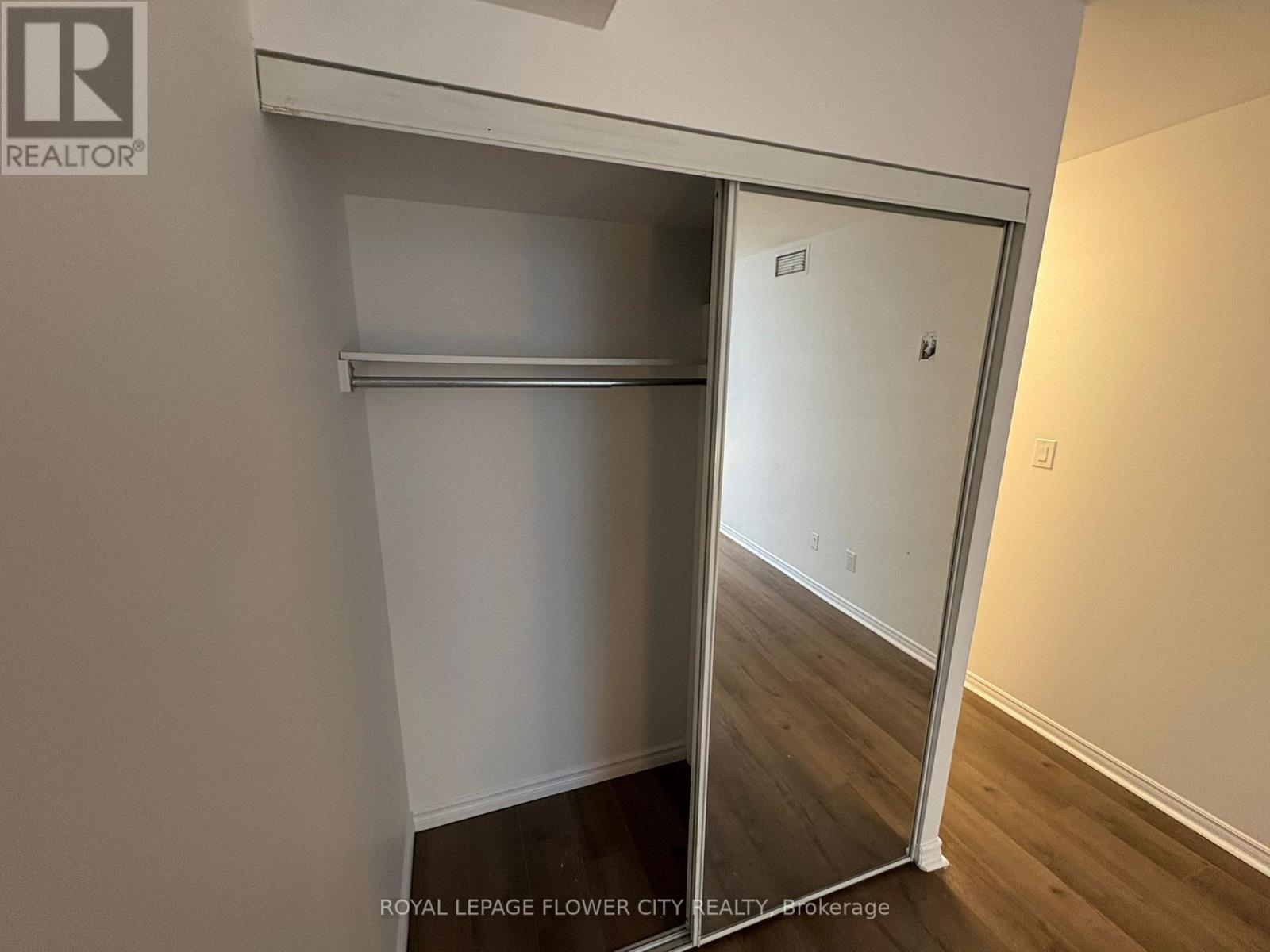 209 - 35 Empress Avenue, Toronto, Ontario  M2N 6T3 - Photo 16 - C12608442