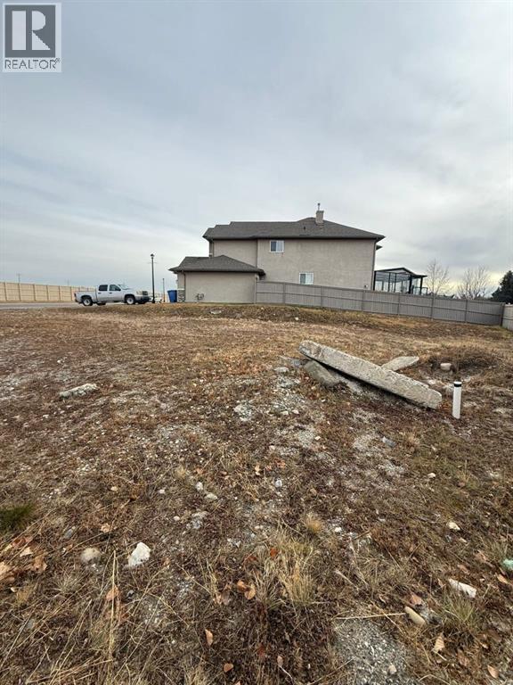 467 East Lakeview Road, Chestermere, Alberta  T1X 0A2 - Photo 3 - A2270981