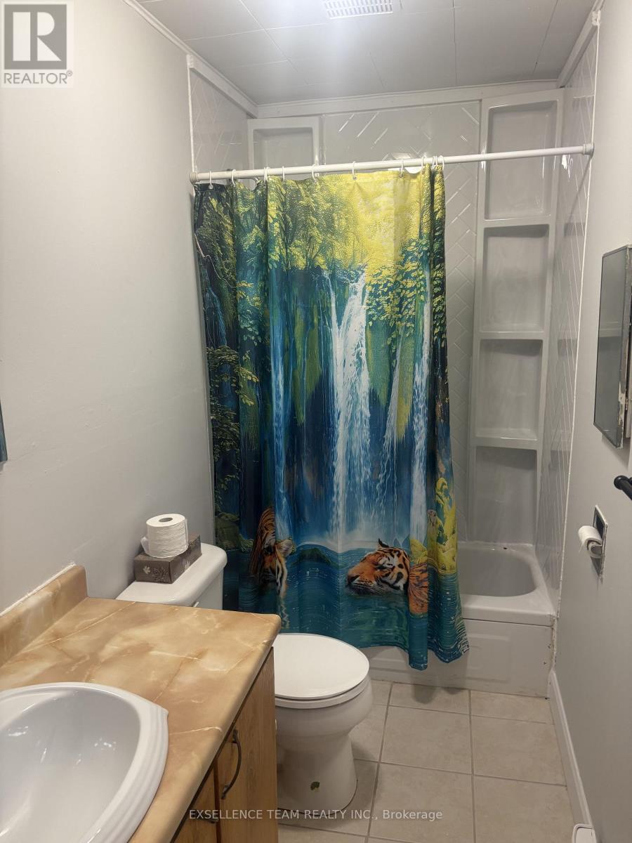 345 St Felix Street E, Cornwall, Ontario  K6H 5A7 - Photo 13 - X12608494