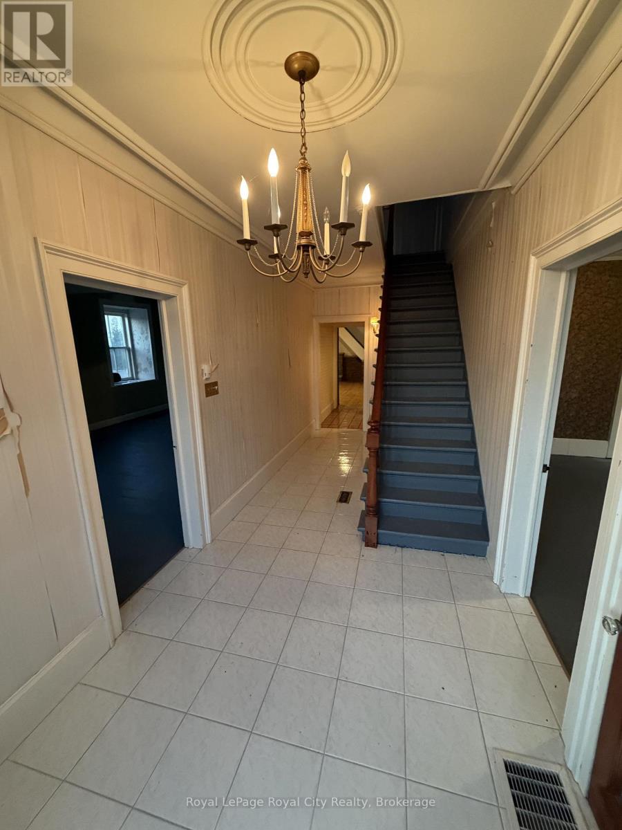 264 Crawley Road, Guelph, Ontario  N1L 1G5 - Photo 6 - X12608462