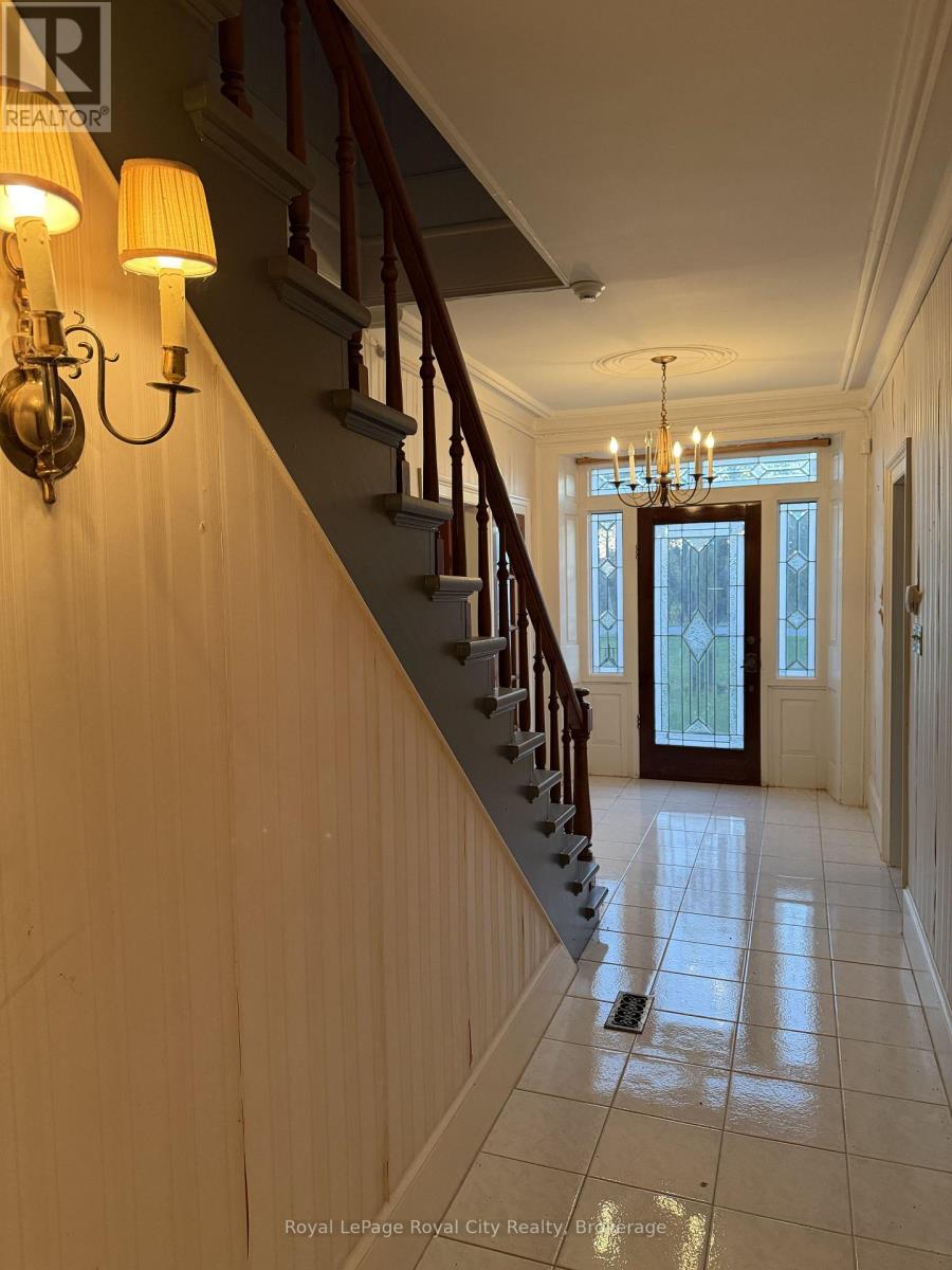 264 Crawley Road, Guelph, Ontario  N1L 1G5 - Photo 7 - X12608462