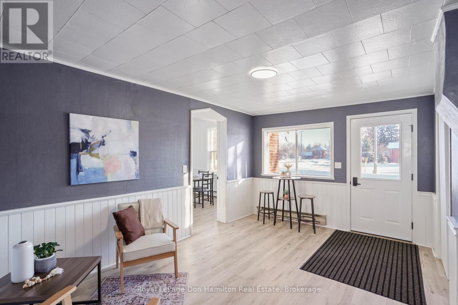 3049 Queen Street, Howick, Ontario  N0G 1V0 - Photo 18 - X12608490