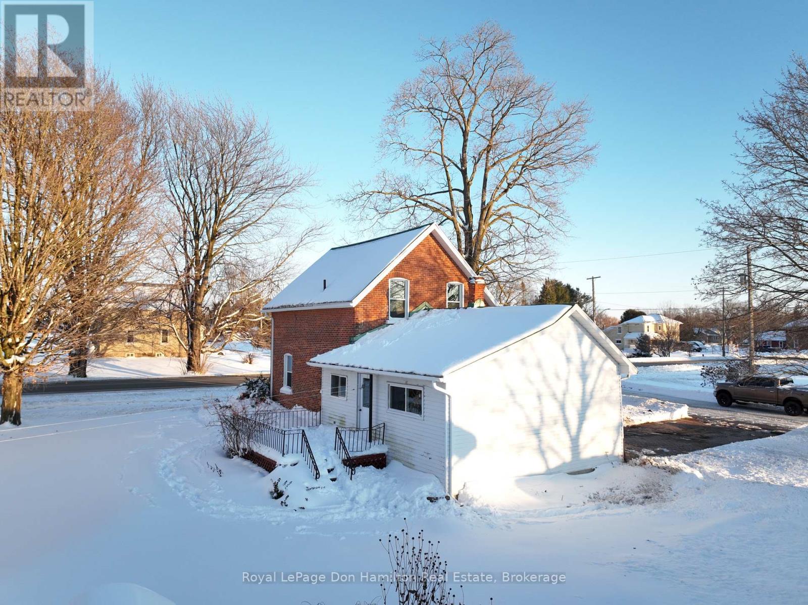 3049 Queen Street, Howick, Ontario  N0G 1V0 - Photo 41 - X12608490