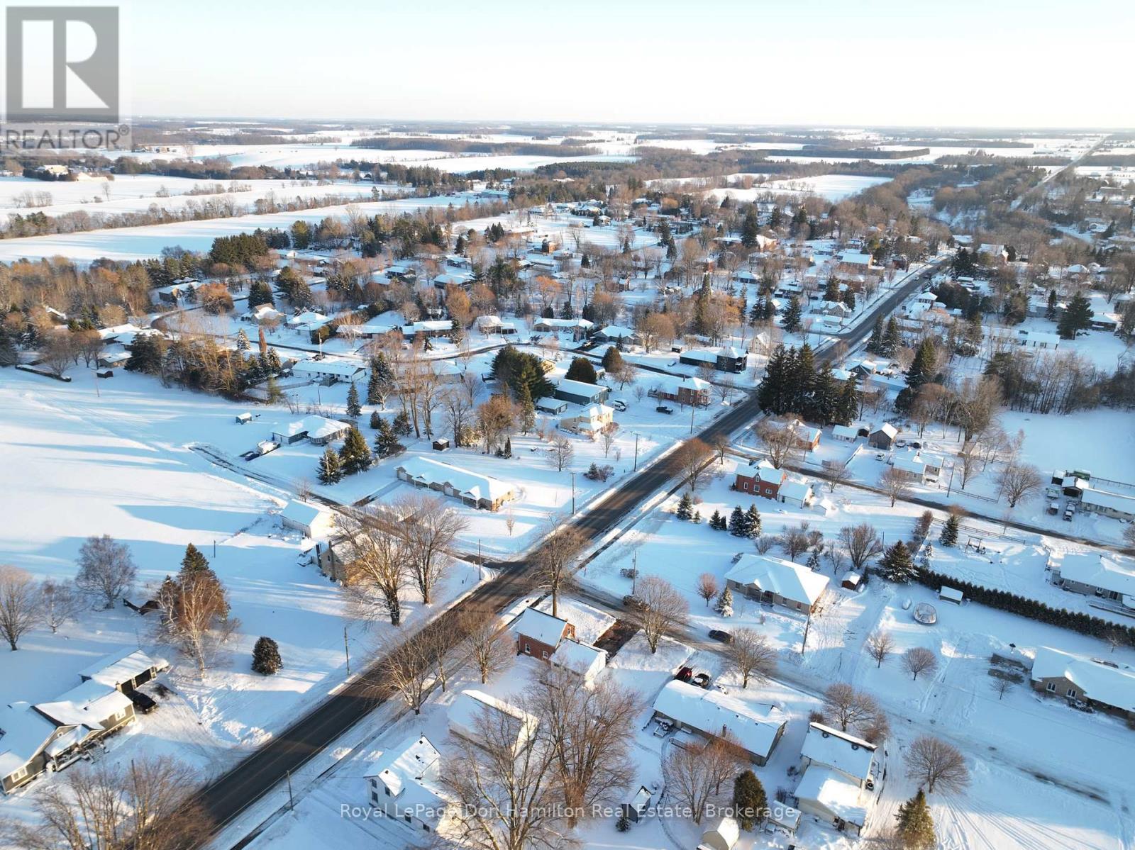 3049 Queen Street, Howick, Ontario  N0G 1V0 - Photo 45 - X12608490