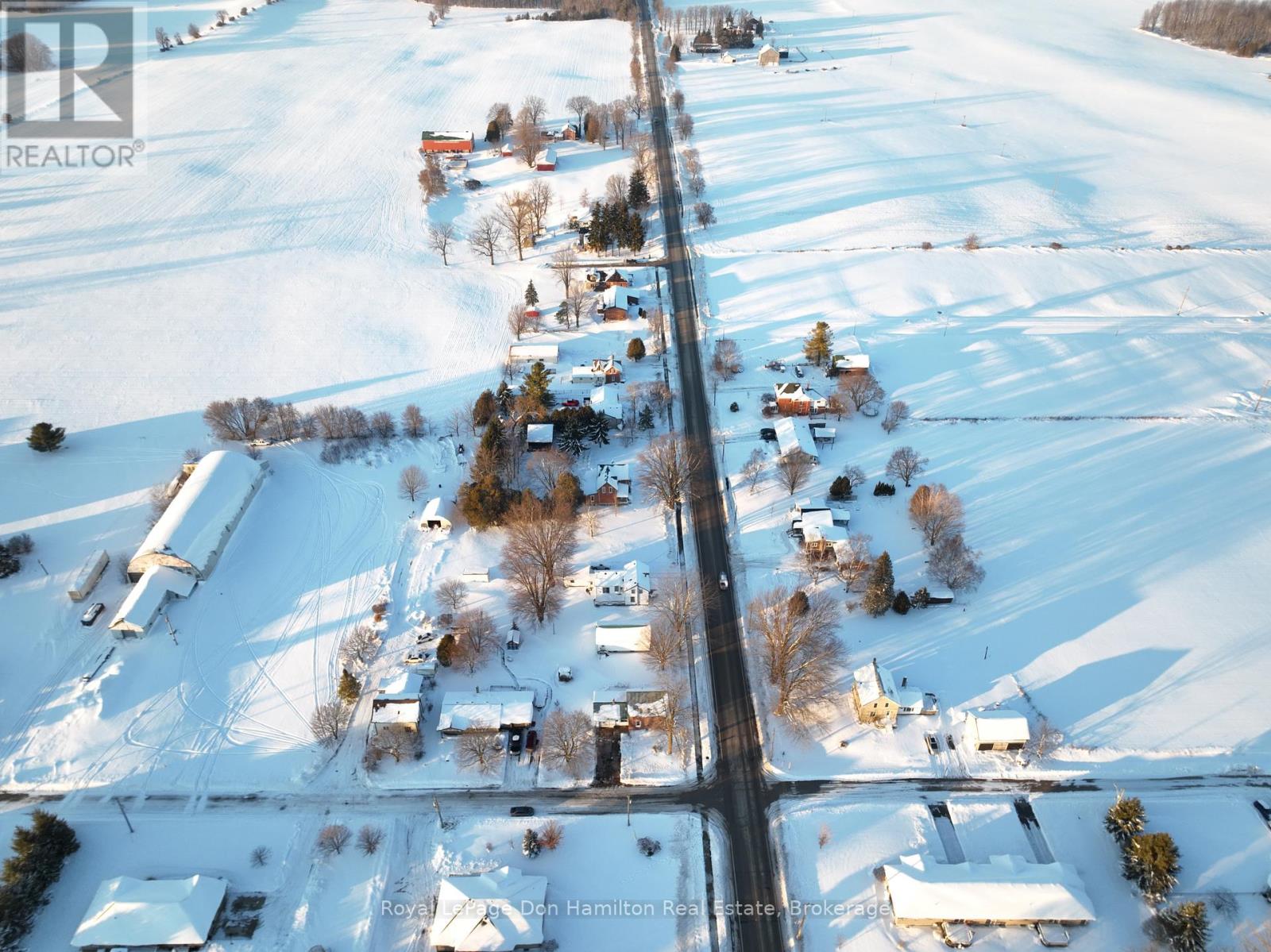 3049 Queen Street, Howick, Ontario  N0G 1V0 - Photo 47 - X12608490