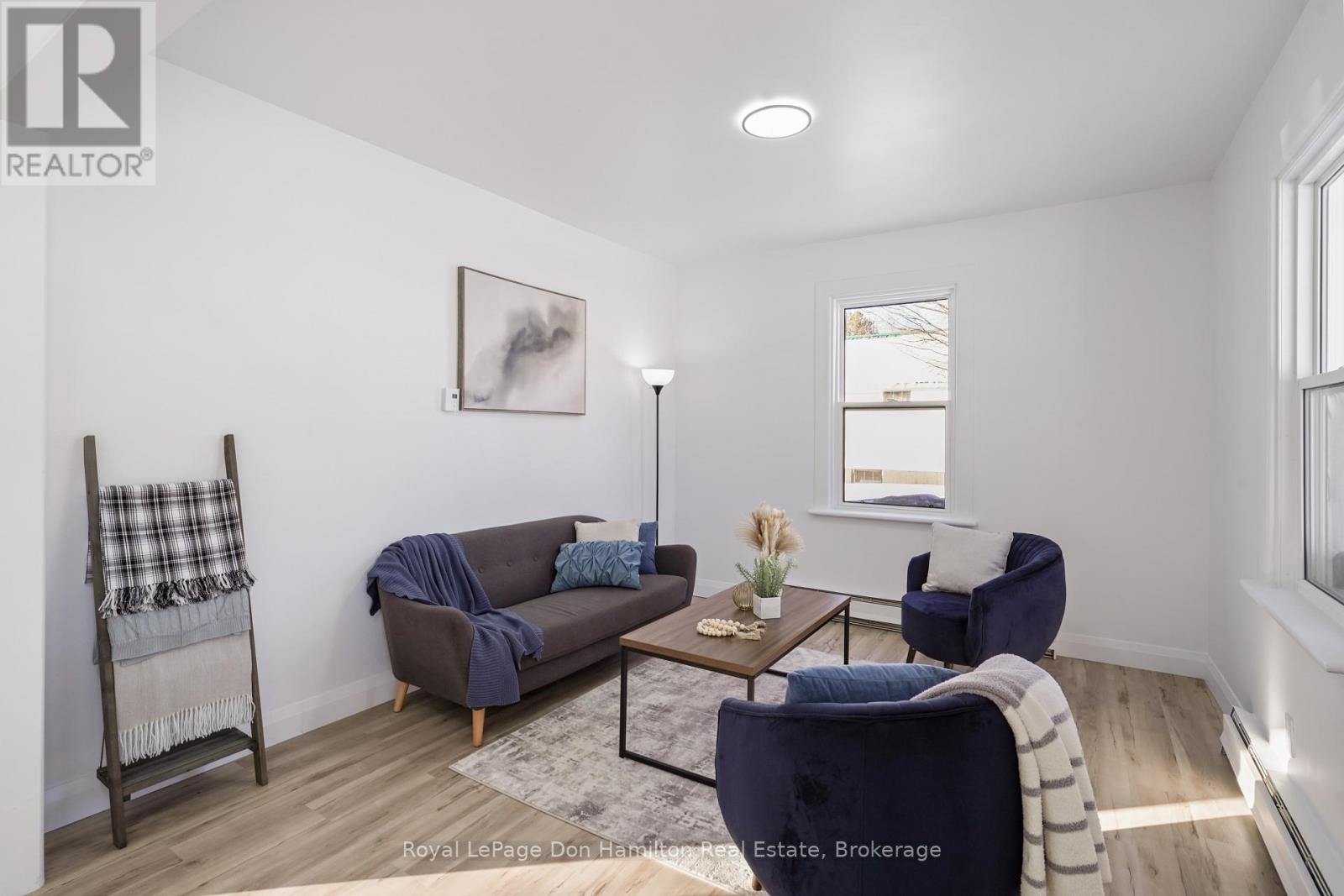 3049 Queen Street, Howick, Ontario  N0G 1V0 - Photo 8 - X12608490