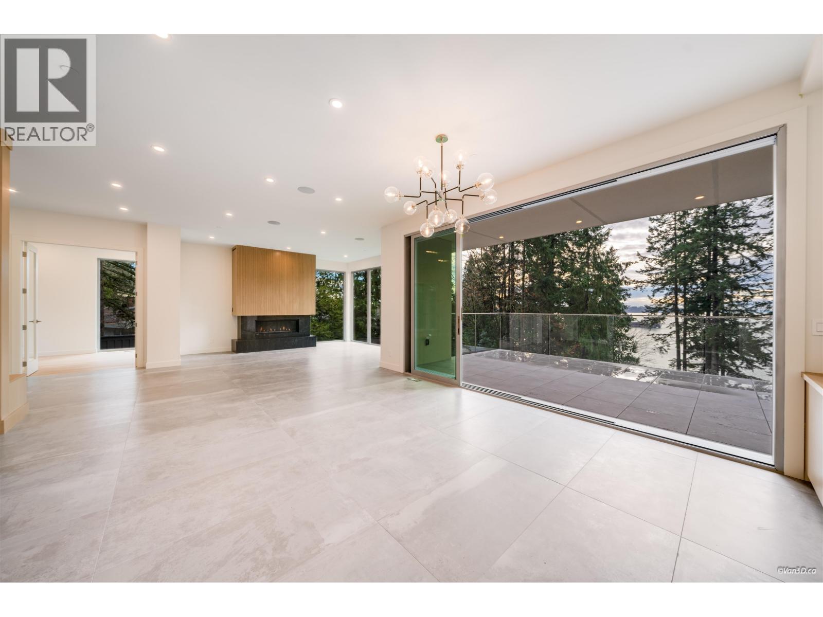 4437 Piccadilly North, West Vancouver, British Columbia  V7W 1C8 - Photo 13 - R3071715