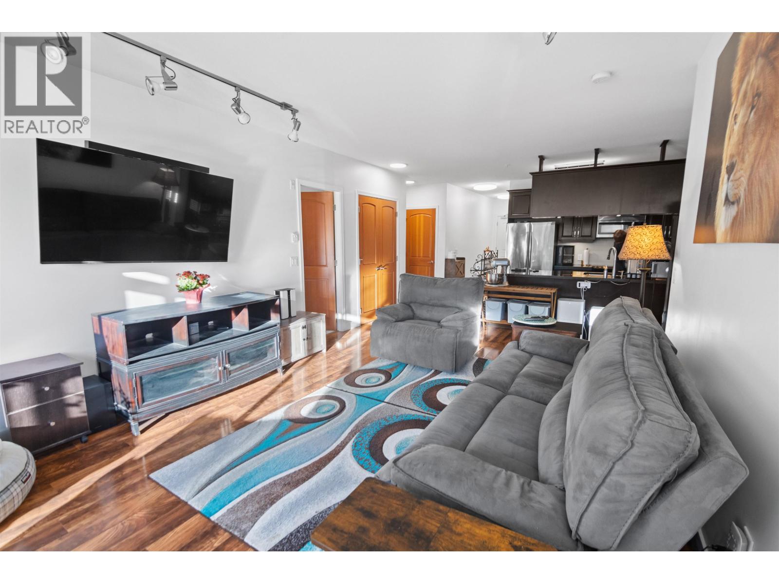 301 11887 Burnett Street, Maple Ridge, British Columbia  V2X 6P6 - Photo 8 - R3071606