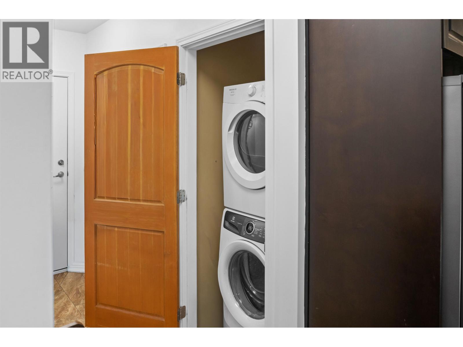 301 11887 Burnett Street, Maple Ridge, British Columbia  V2X 6P6 - Photo 28 - R3071606