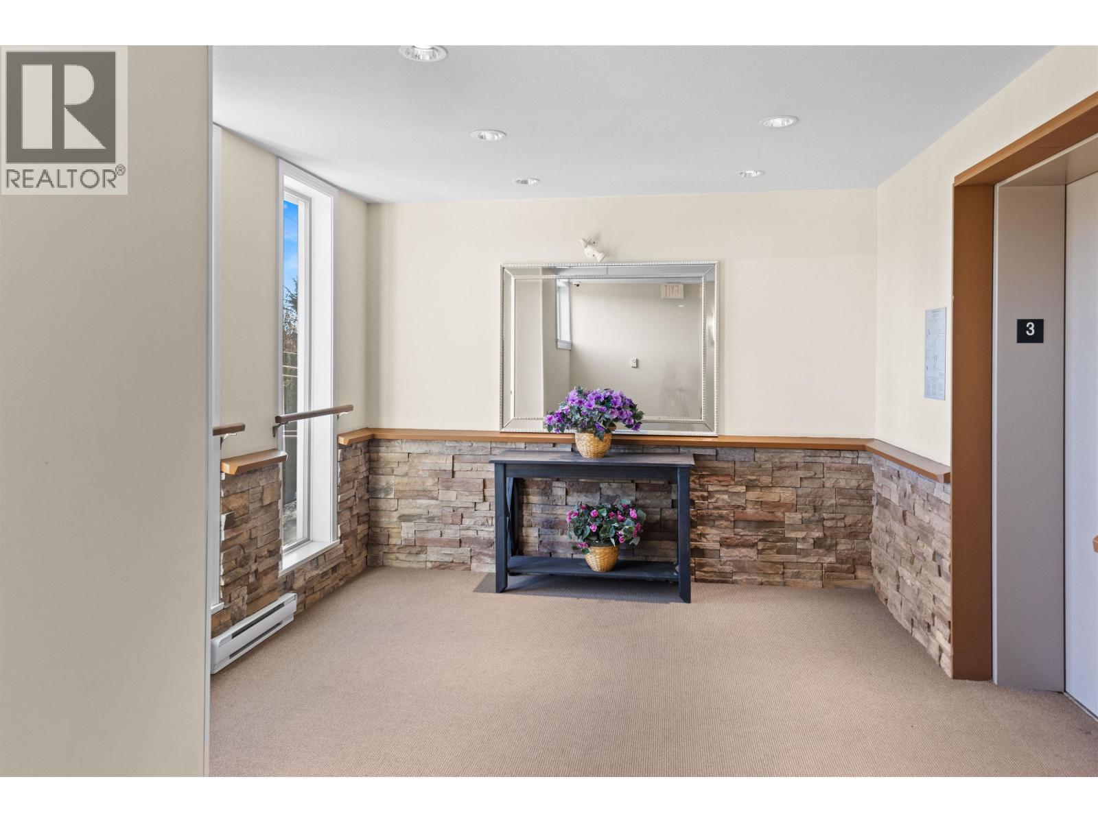 301 11887 Burnett Street, Maple Ridge, British Columbia  V2X 6P6 - Photo 31 - R3071606