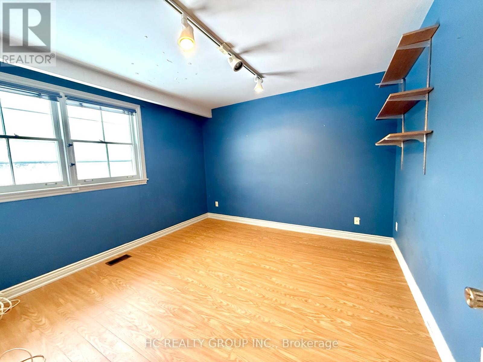 54 Kentland Crescent, Toronto, Ontario  M2M 2X6 - Photo 15 - C12608452