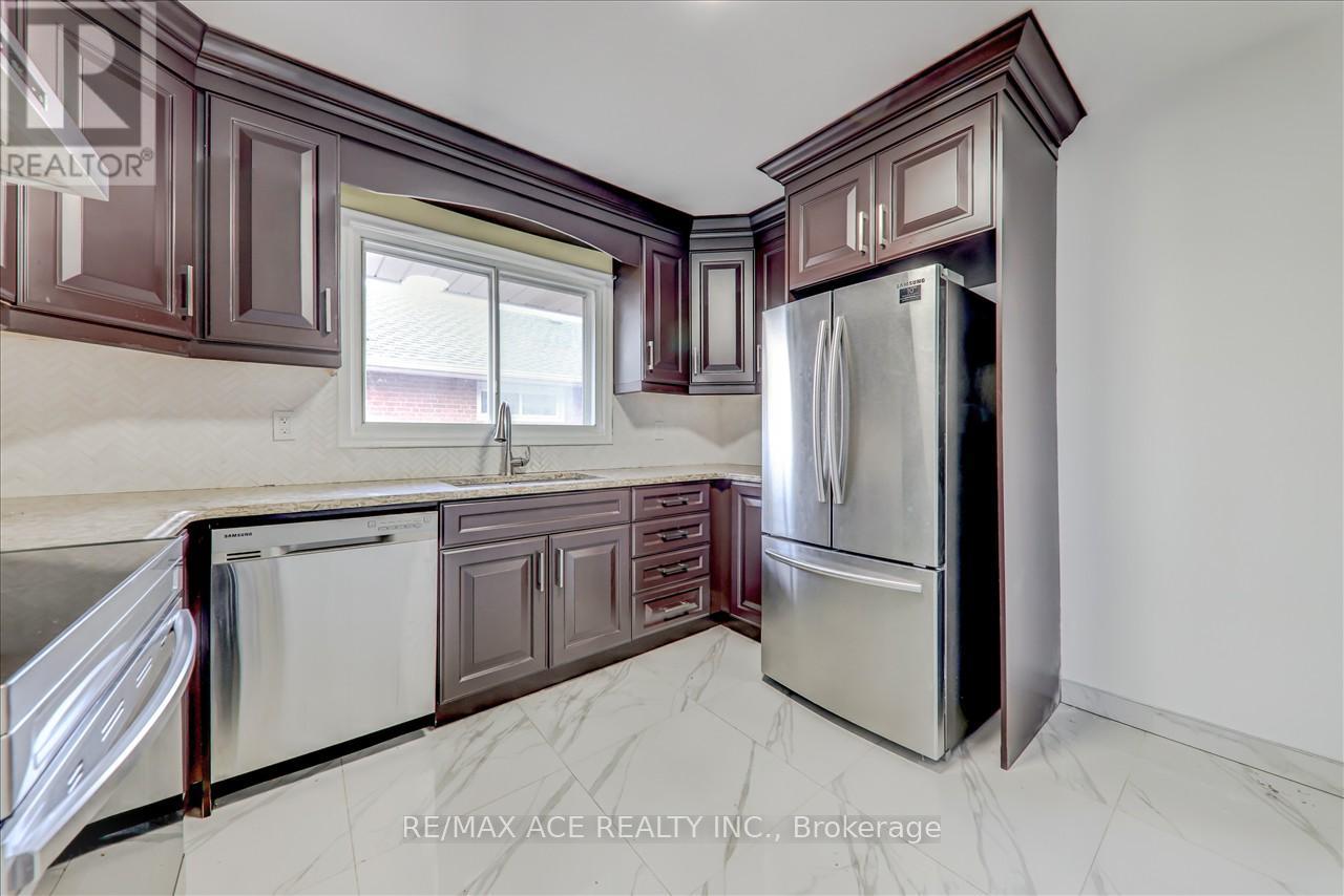 Main - 3 Annaree Drive, Toronto (Wexford-Maryvale), Ontario  M1R 4L3 - Photo 11 - E12608482