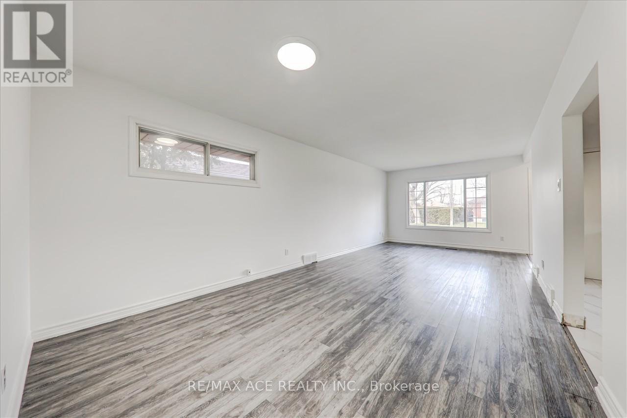 Main - 3 Annaree Drive, Toronto (Wexford-Maryvale), Ontario  M1R 4L3 - Photo 9 - E12608482