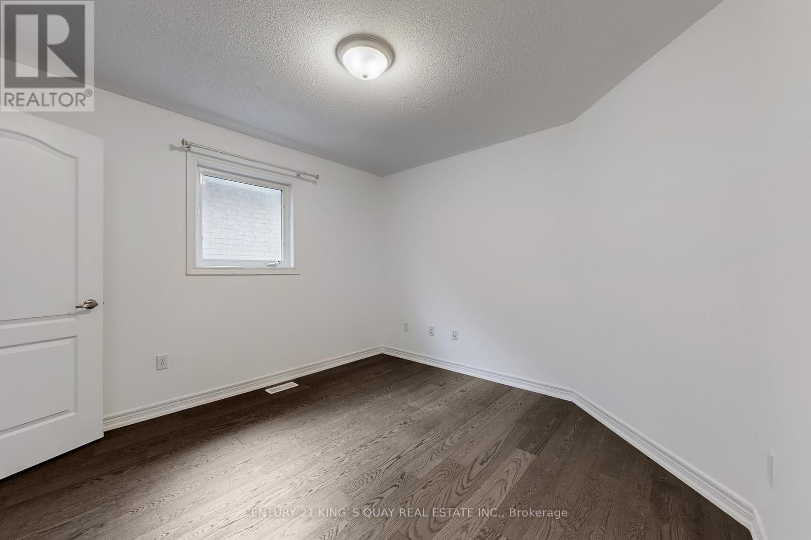 220 Karl Rose Trail, Newmarket, Ontario  L3X 3J3 - Photo 31 - N12608468