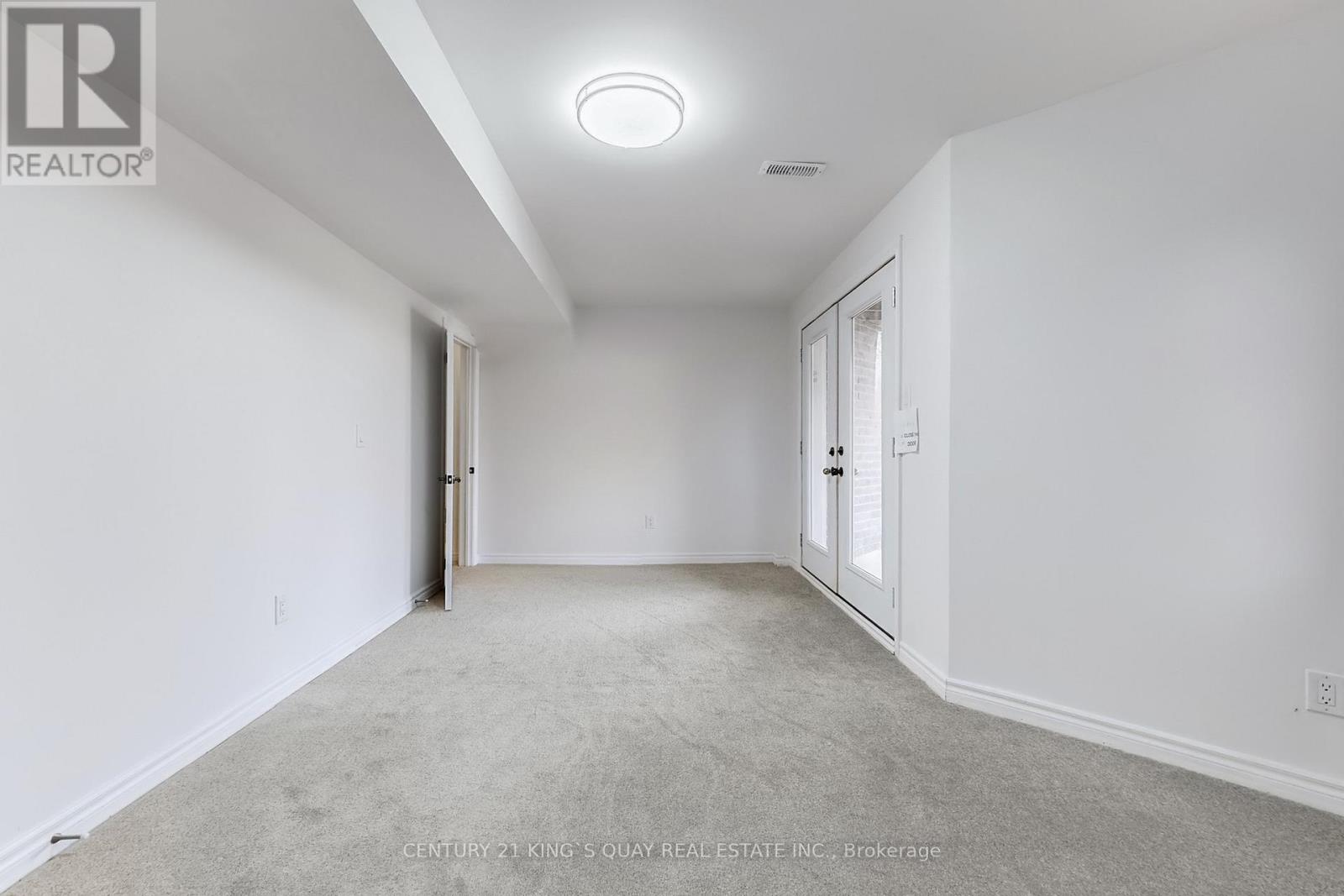 220 Karl Rose Trail, Newmarket, Ontario  L3X 3J3 - Photo 40 - N12608468