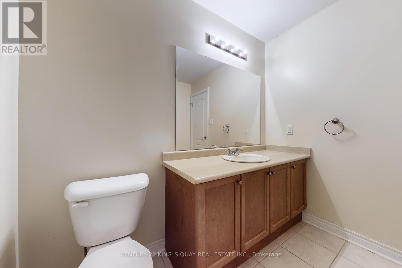 220 Karl Rose Trail, Newmarket, Ontario  L3X 3J3 - Photo 42 - N12608468