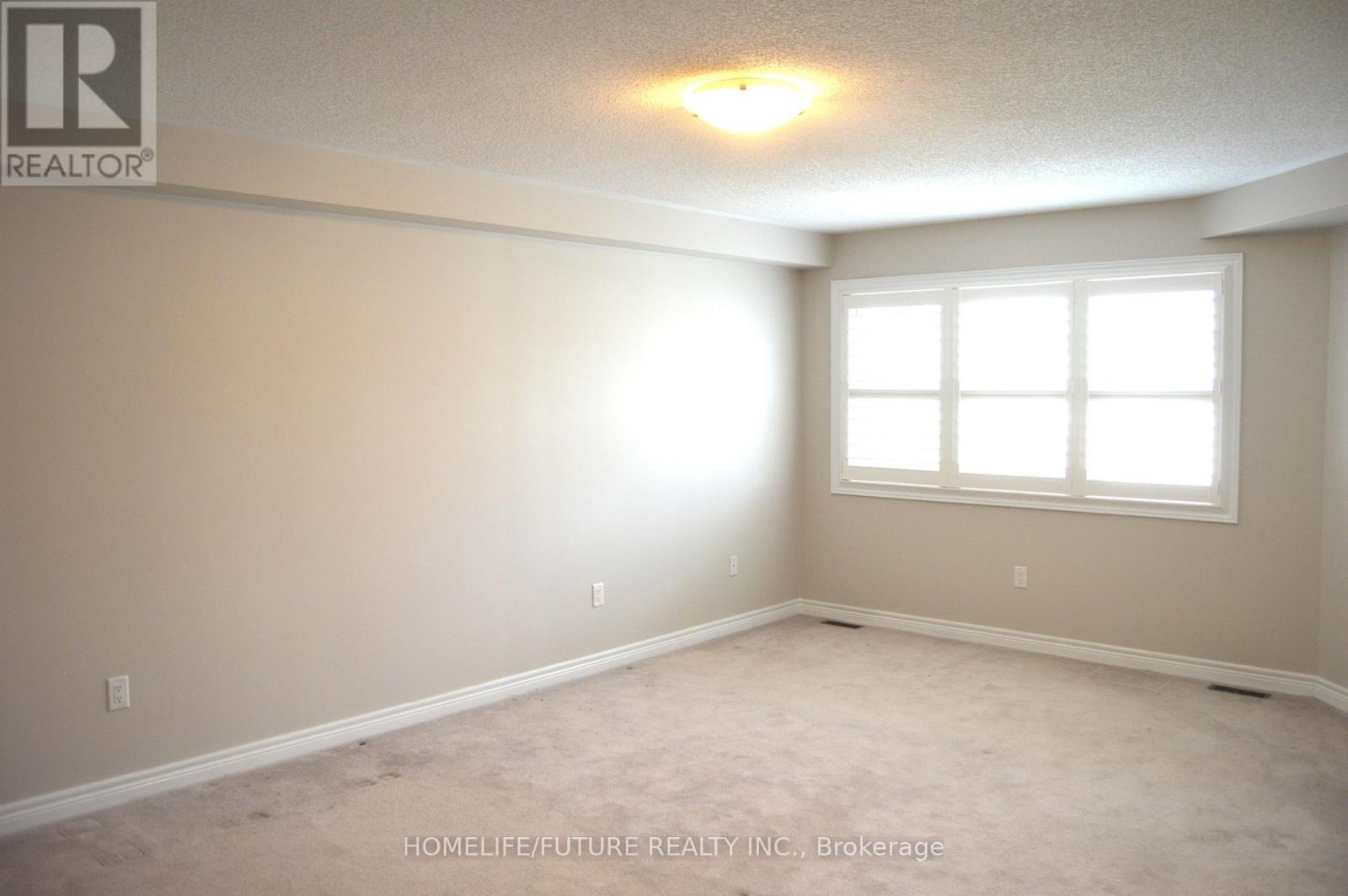 30 Paper Birch Drive, Markham, Ontario  L6B 0T5 - Photo 7 - N12608480