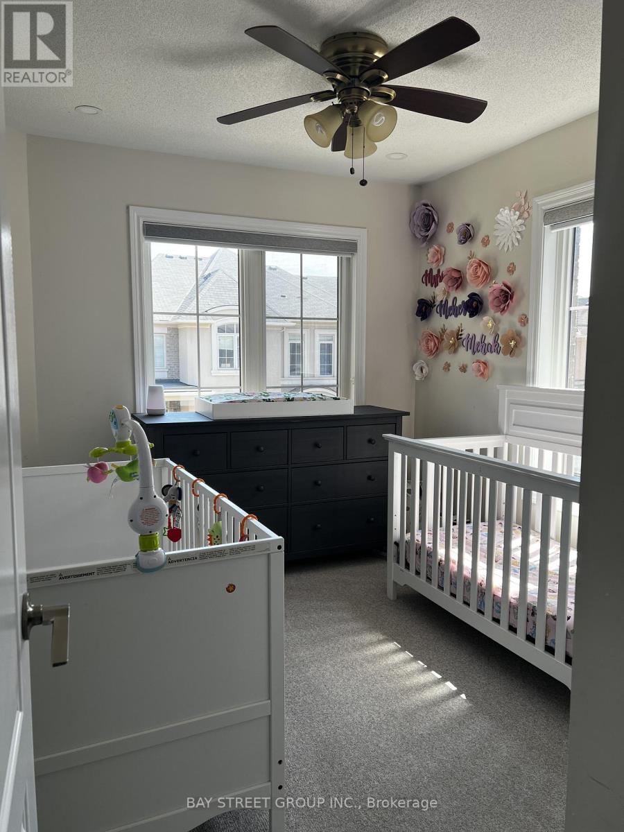 21 - 2435 Greenwich Drive, Oakville, Ontario  L6M 0S4 - Photo 12 - W12608458