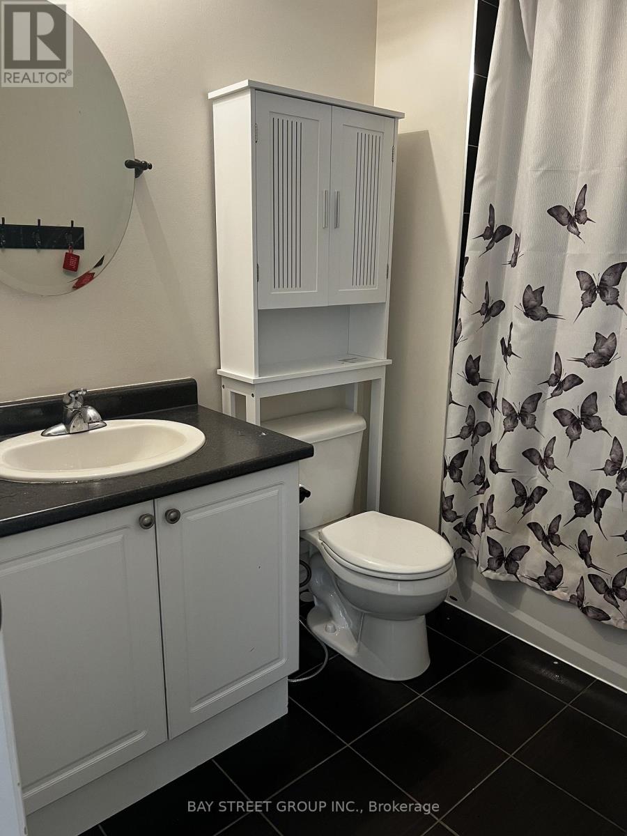 21 - 2435 Greenwich Drive, Oakville, Ontario  L6M 0S4 - Photo 13 - W12608458