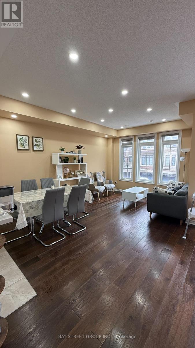 21 - 2435 Greenwich Drive, Oakville, Ontario  L6M 0S4 - Photo 6 - W12608458