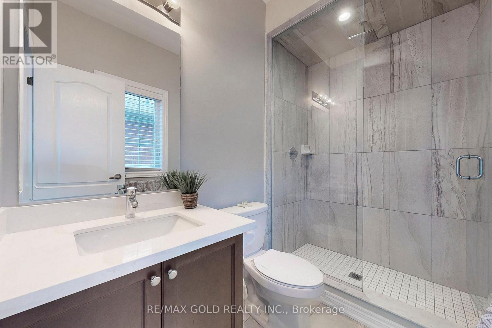 9 Lobelia Street, Brampton, Ontario  L6R 3Z6 - Photo 15 - W12608470