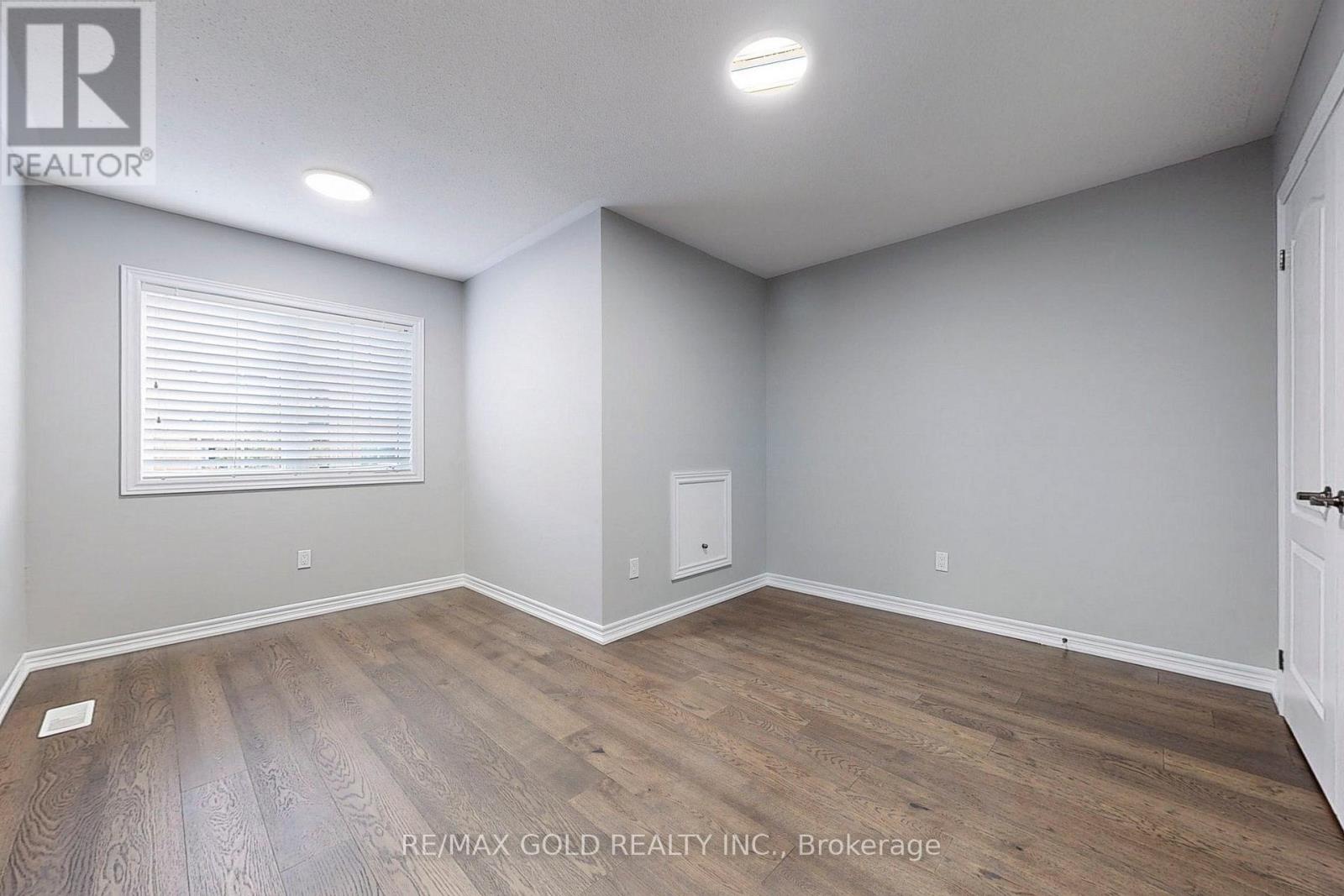 9 Lobelia Street, Brampton, Ontario  L6R 3Z6 - Photo 21 - W12608470