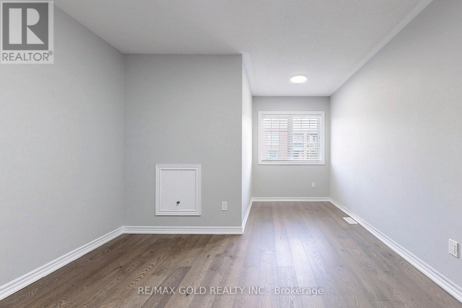 9 Lobelia Street, Brampton, Ontario  L6R 3Z6 - Photo 24 - W12608470