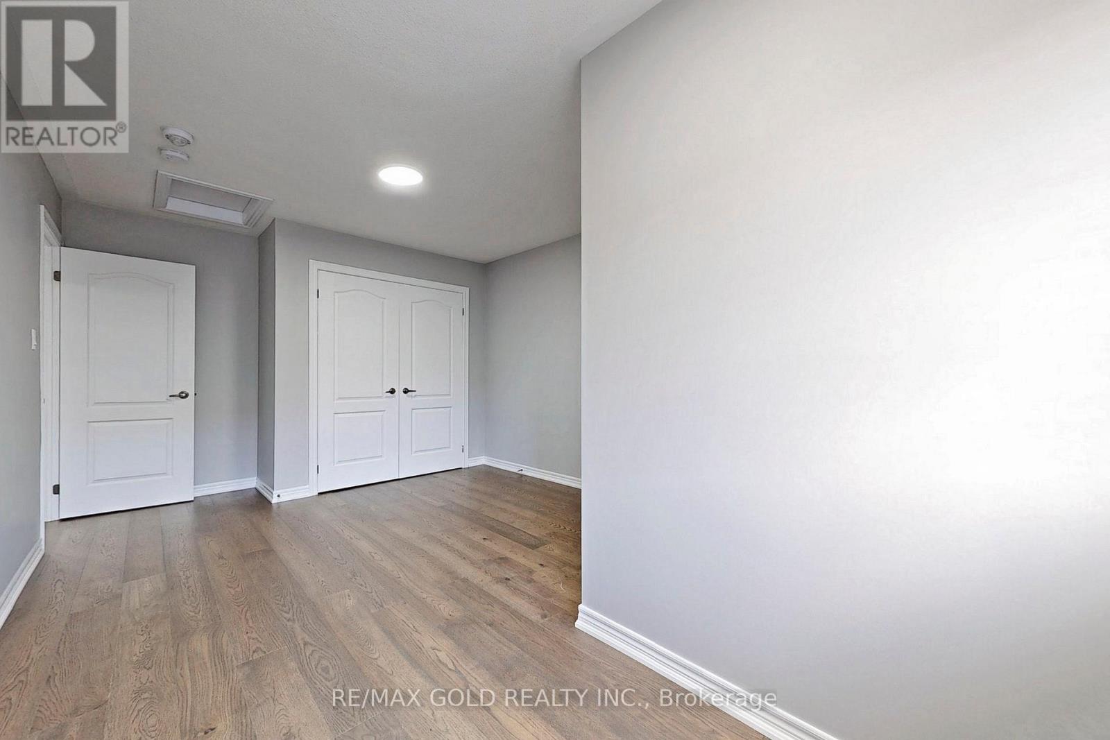 9 Lobelia Street, Brampton, Ontario  L6R 3Z6 - Photo 25 - W12608470