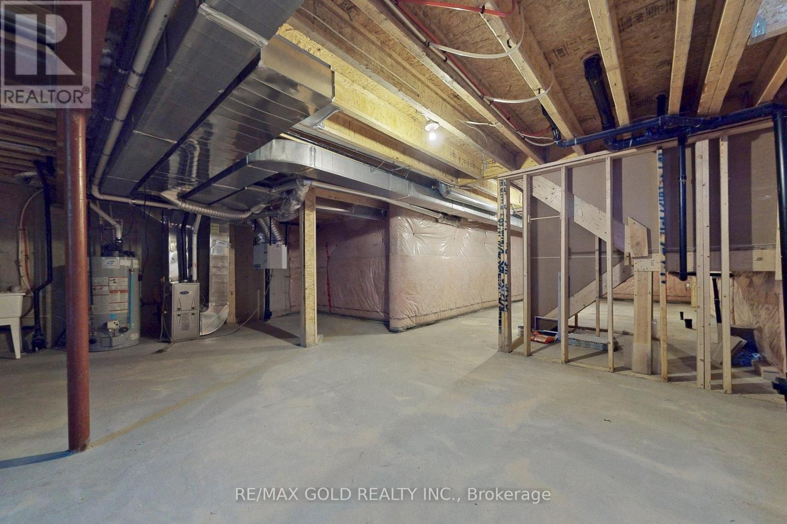 9 Lobelia Street, Brampton, Ontario  L6R 3Z6 - Photo 27 - W12608470