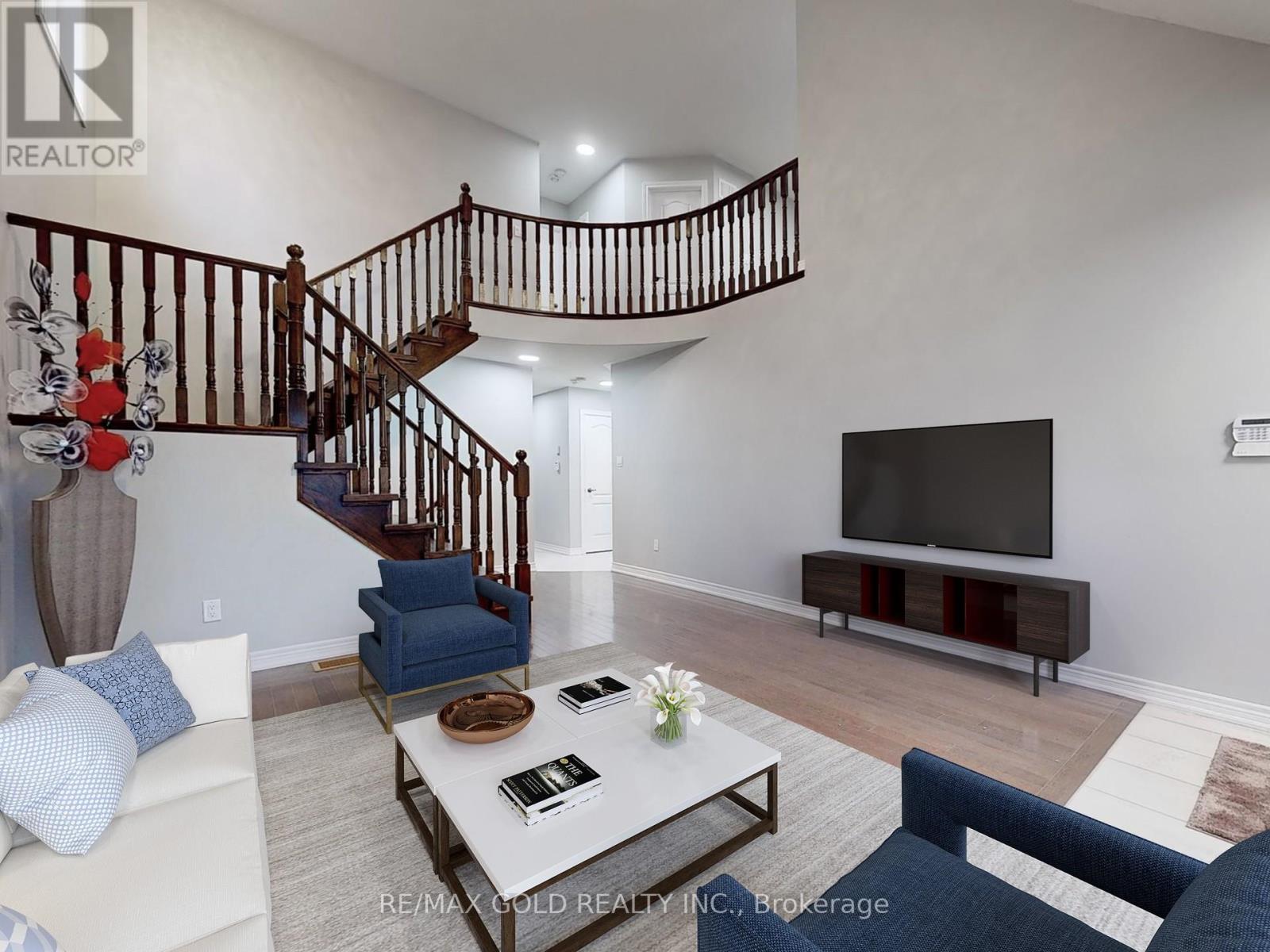 9 Lobelia Street, Brampton, Ontario  L6R 3Z6 - Photo 6 - W12608470