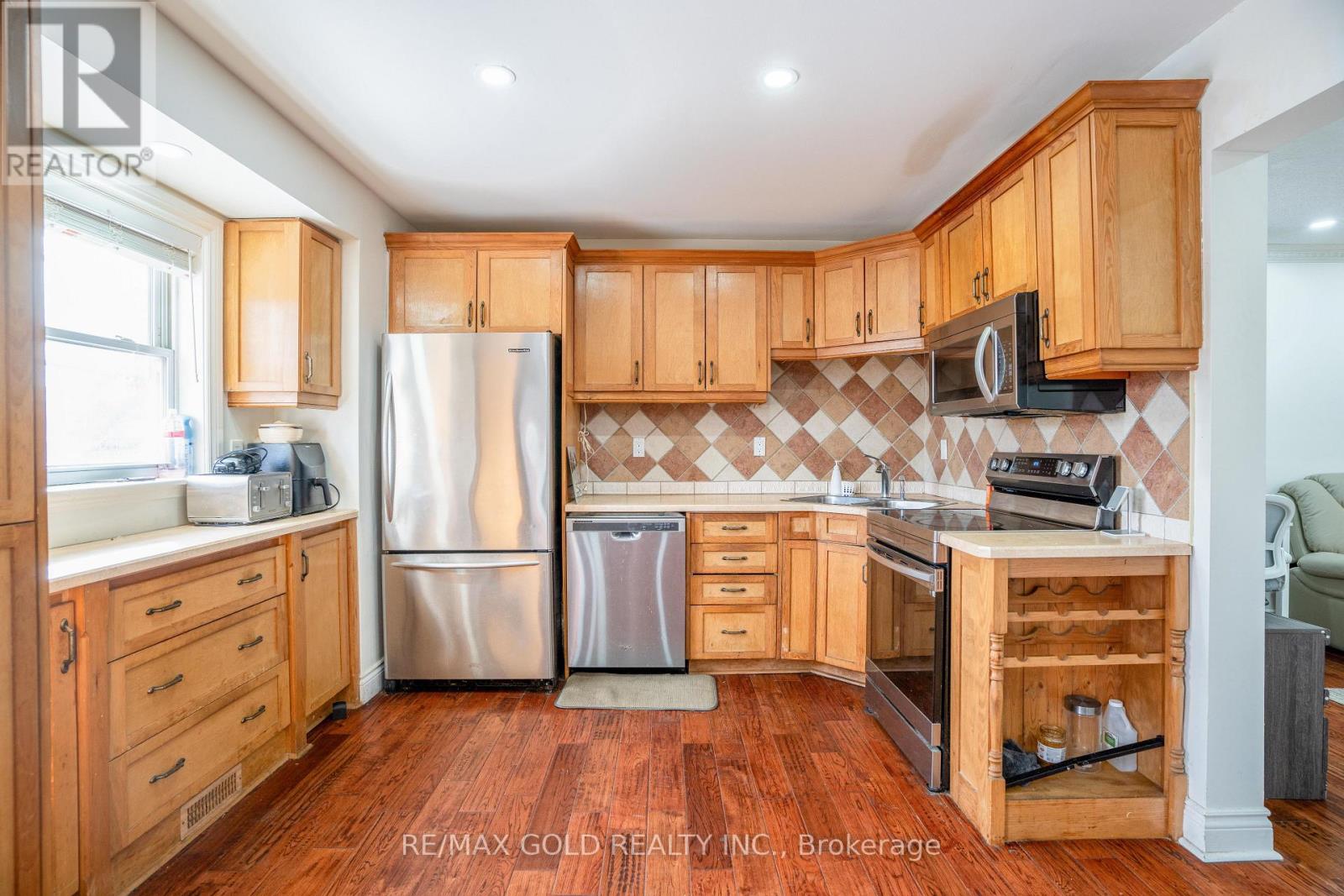 5563 Lockengate Court, Mississauga, Ontario  L5R 3M8 - Photo 11 - W12608472