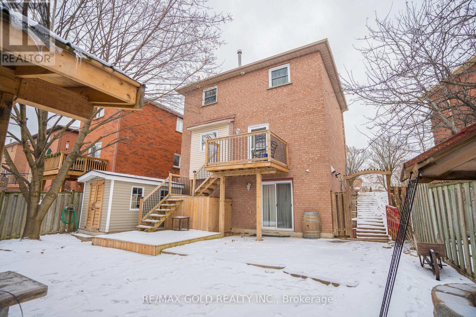 5563 Lockengate Court, Mississauga, Ontario  L5R 3M8 - Photo 4 - W12608472