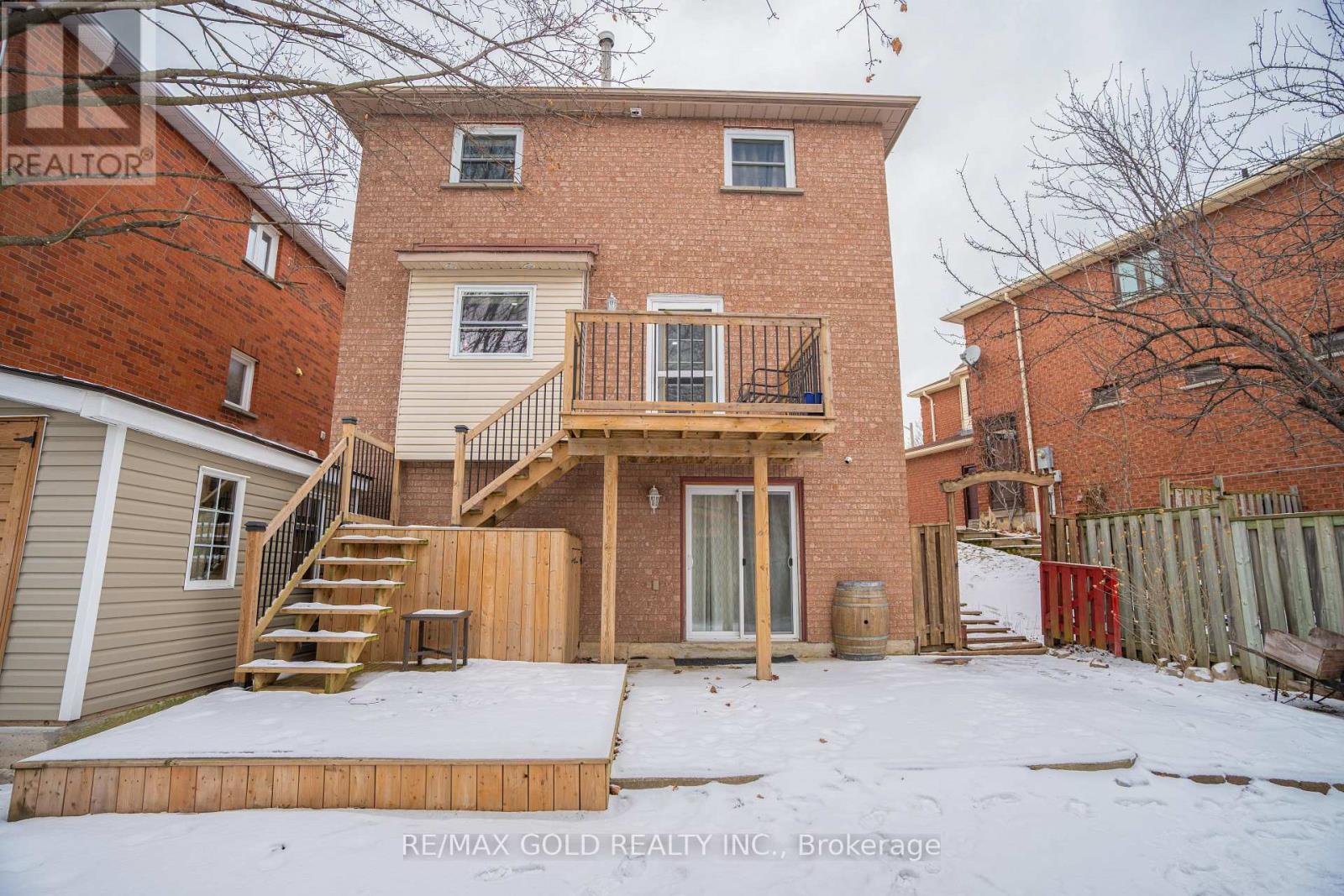 5563 Lockengate Court, Mississauga, Ontario  L5R 3M8 - Photo 5 - W12608472