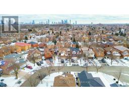 5563 Lockengate Court, Mississauga (Hurontario), Ca