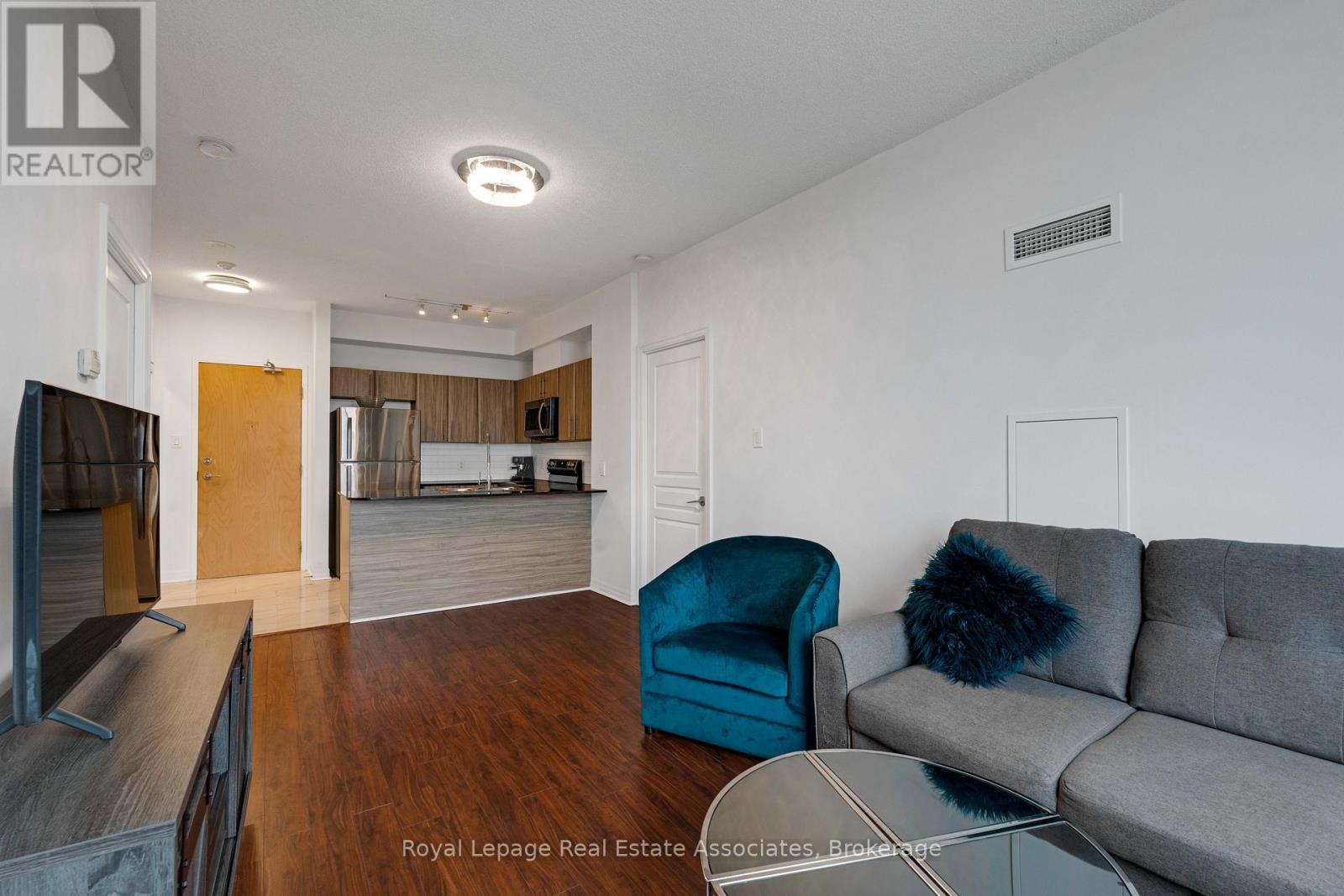 1106 - 3515 Kariya Drive, Mississauga, Ontario  L5B 0C1 - Photo 10 - W12608484