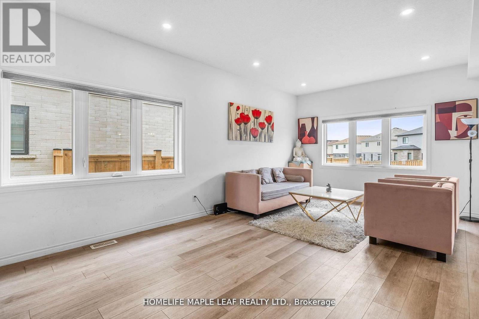 93 Middleton Avenue, London South, Ontario  N6L 0G4 - Photo 6 - X12608464