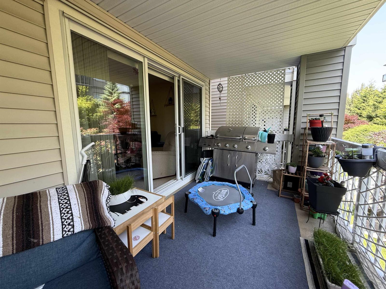 210 22022 49 Avenue, Langley, British Columbia  V3A 3R9 - Photo 12 - R3004019