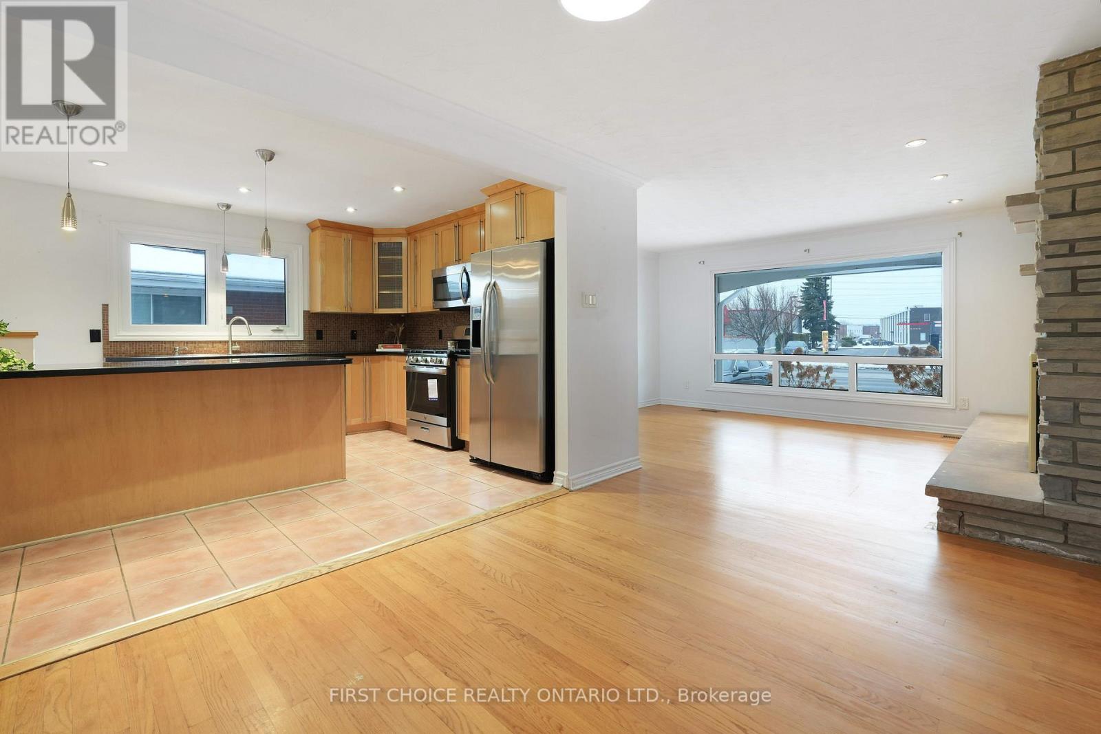 1753 Heron Road, Ottawa, Ontario K1V 6A2 - Photo 11 - X12608502