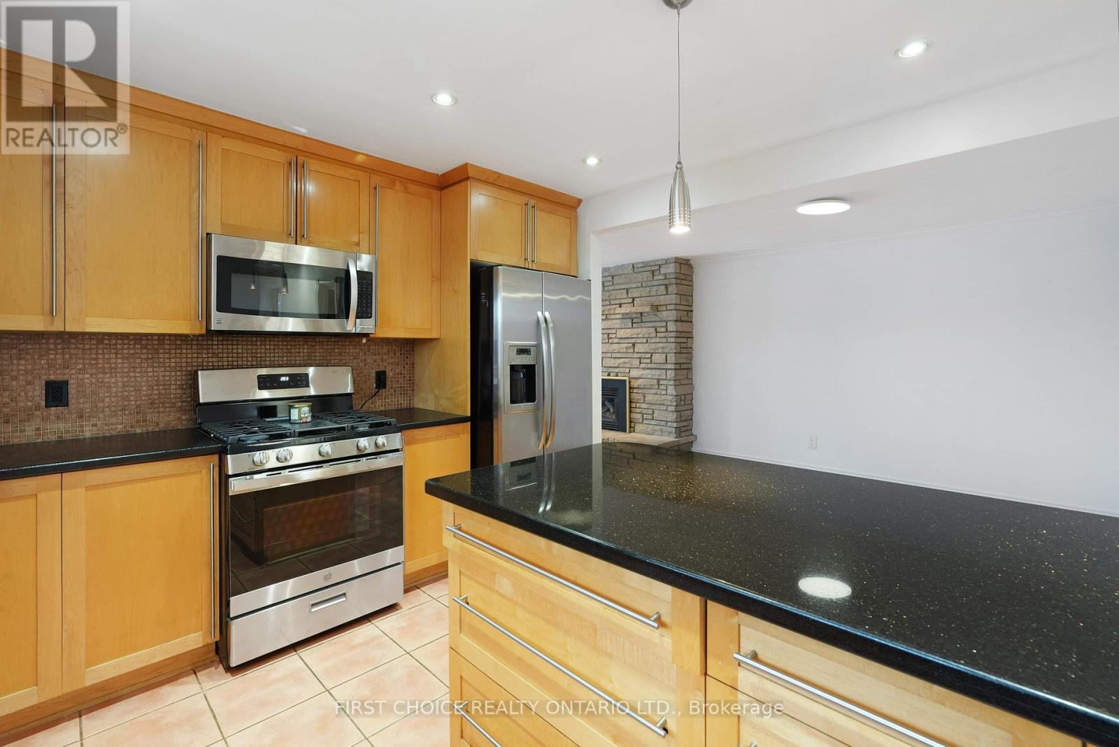 1753 Heron Road, Ottawa, Ontario K1V 6A2 - Photo 16 - X12608502