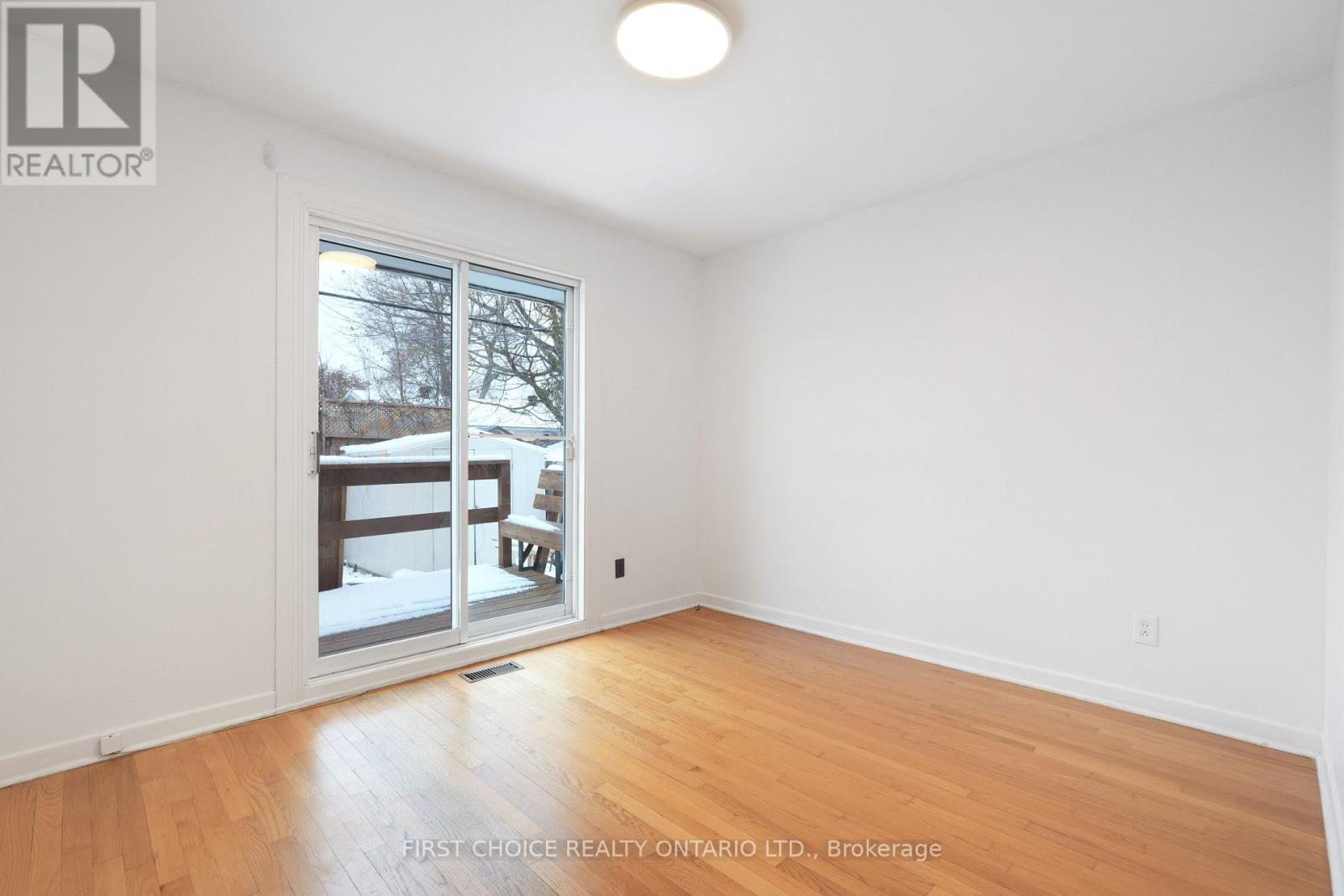 1753 Heron Road, Ottawa, Ontario K1V 6A2 - Photo 20 - X12608502