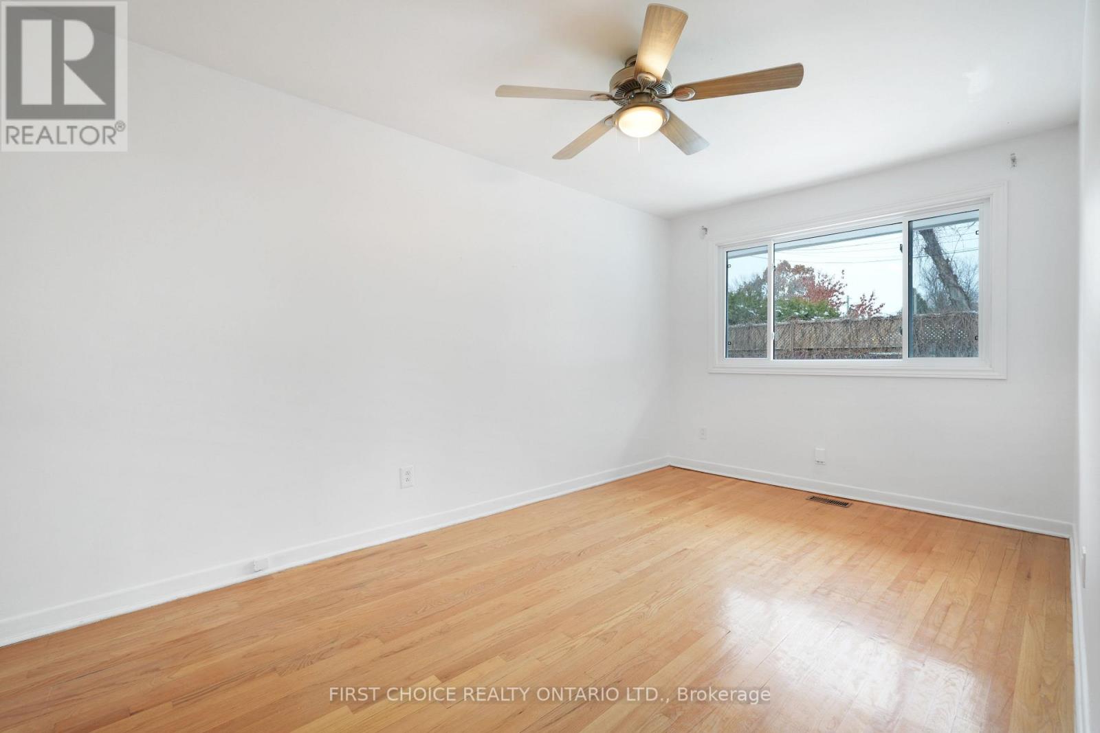 1753 Heron Road, Ottawa, Ontario K1V 6A2 - Photo 22 - X12608502