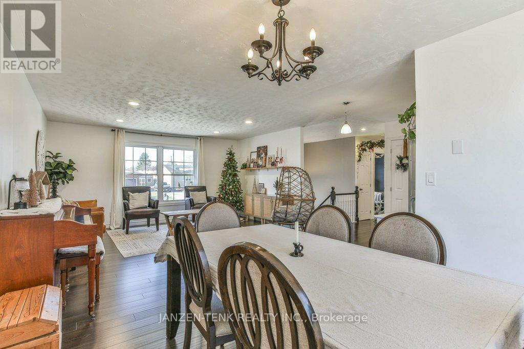 Photo 14 of 40 for 107 Fourth Avenue