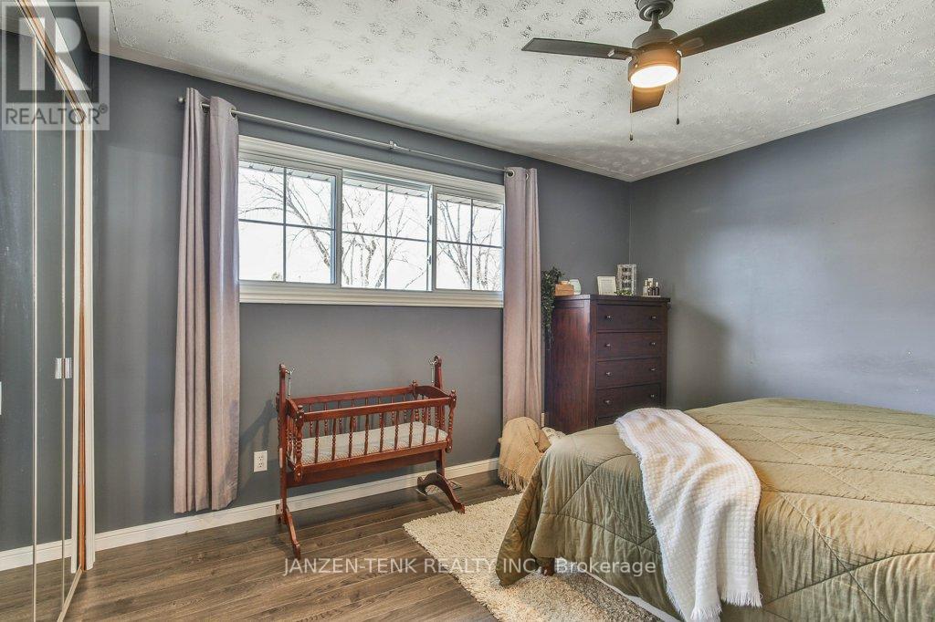 Photo 19 of 40 for 107 Fourth Avenue