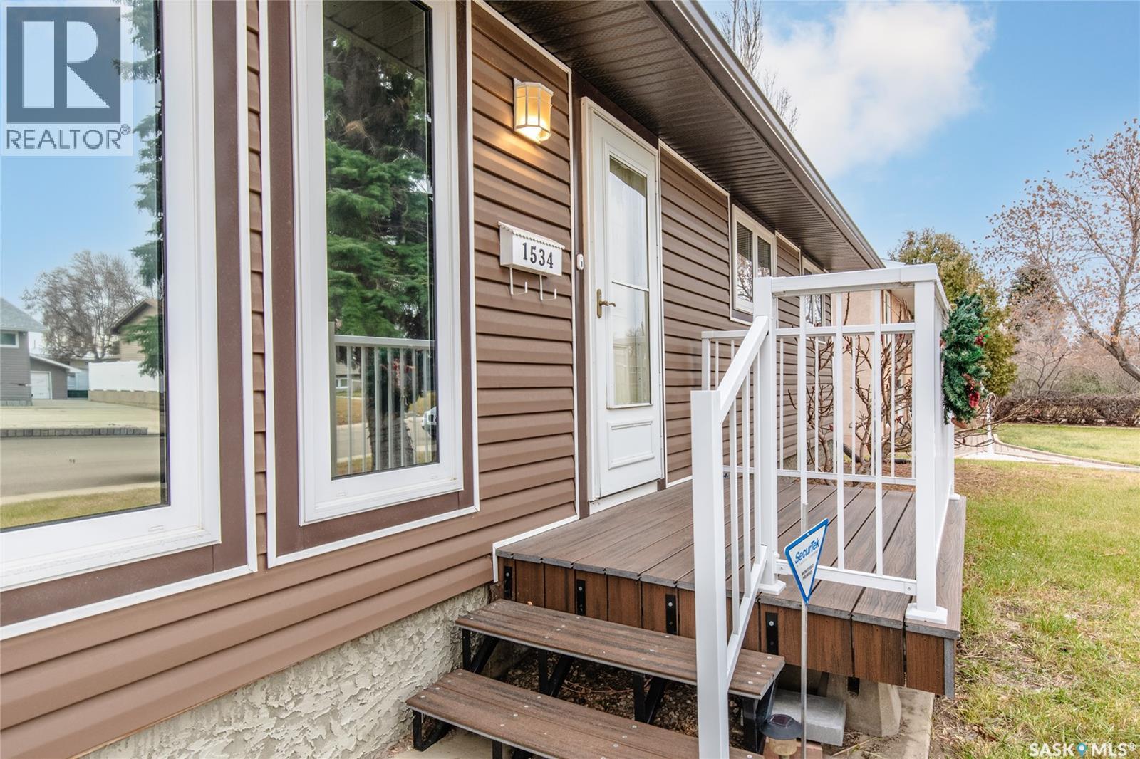 1534 Vaughan Street, Moose Jaw, Saskatchewan  S6H 6S7 - Photo 3 - SK024587